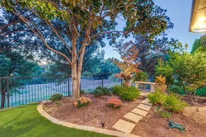 6073 Star Trail Drive, Frisco, TX 75034 - Photo 23