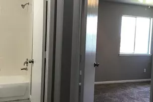 2006 Rock Ridge Dr, Houston, TX 77049 - Photo 17