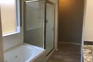 2006 Rock Ridge Dr, Houston, TX 77049 - Photo 11