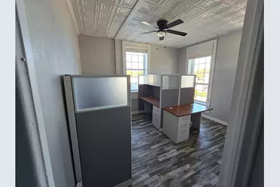 100 N Main Street, Collinsville, TX 76233 - Photo 5