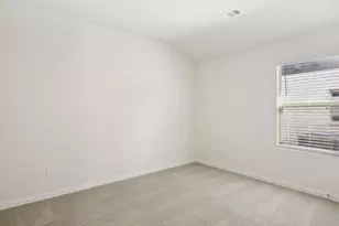 816 London Town Ln, Princeton, TX 75071 - Photo 13