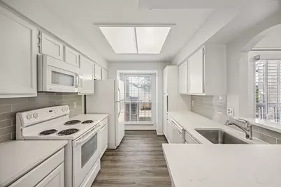 8600 Coppertowne Lane #2007, Dallas, TX 75243 - Photo 3