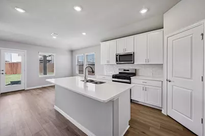 808 London Town Lane, Princeton, TX 75071 - Photo 3