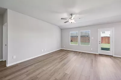 808 London Town Lane, Princeton, TX 75071 - Photo 9