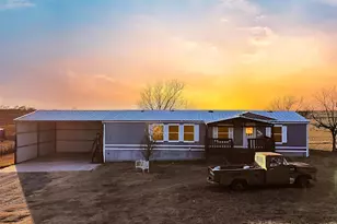 6104 Hawk Ct, Joshua, TX 76058 - Photo 1