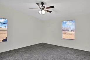 6104 Hawk Ct, Joshua, TX 76058 - Photo 17