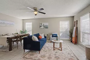 5001 Bama Dr, Arlington, TX 76017 - Photo 3