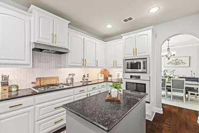 5302 Fairmont Court, Rowlett, TX 75088 - Photo 11