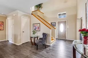 8009 Trophy Ct, Rowlett, TX 75089 - Photo 3