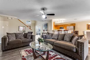 8009 Trophy Ct, Rowlett, TX 75089 - Photo 5