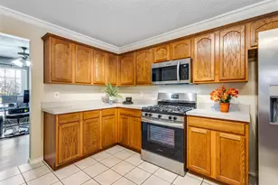 8009 Trophy Ct, Rowlett, TX 75089 - Photo 9