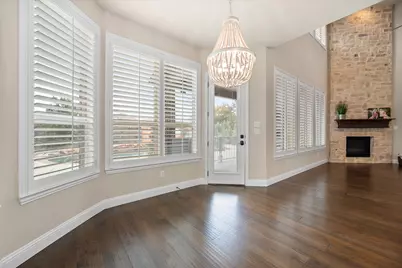 925 Sandy Hill, Burleson, TX 76028 - Photo 9