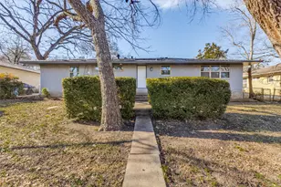 7405 Daingerfield Dr, Dallas, TX 75227 - Photo 21