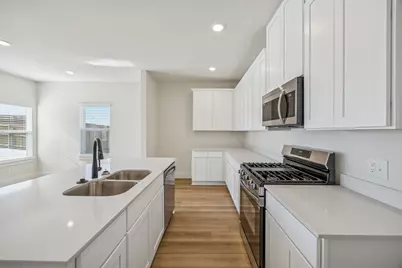 2900 Woodbrook Drive, Sherman, TX 75092 - Photo 9