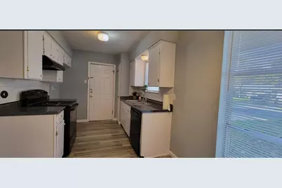 914 Shorehaven Drive, Garland, TX 75040 - Photo 5