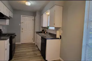 914 Shorehaven Dr, Garland, TX 75040 - Photo 5