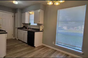 914 Shorehaven Dr, Garland, TX 75040 - Photo 7