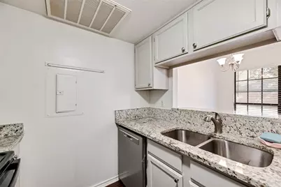 449 Harris Street #101L, Coppell, TX 75019 - Photo 11