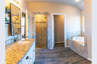 3115 Main Street, Granbury, TX 76049 - Photo 13