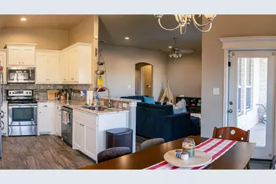 3115 Main Street, Granbury, TX 76049 - Photo 11