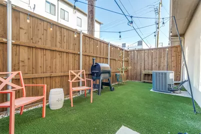 2100 N Fitzhugh Avenue #O, Dallas, TX 75204 - Photo 21