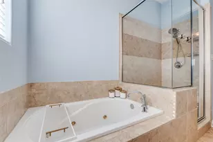 2100 N Fitzhugh Ave, Dallas, TX 75204 - Photo 17