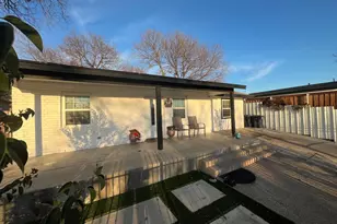 2804 19th St, Fort Worth, TX 76106 - Photo 3