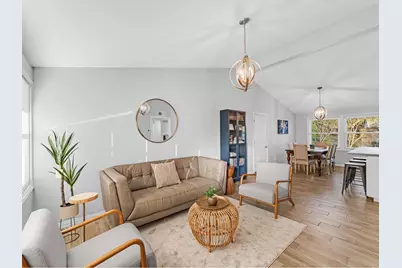 13506 Castleton Drive, Farmers Branch, TX 75234 - Photo 7