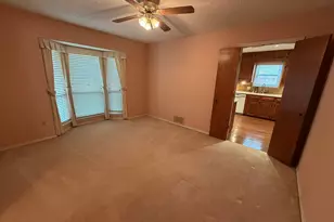 2510 Ashbury Ct, Grand Prairie, TX 75050 - Photo 17