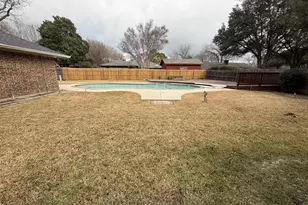 2510 Ashbury Ct, Grand Prairie, TX 75050 - Photo 39