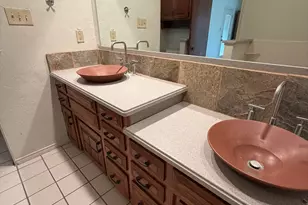 2510 Ashbury Ct, Grand Prairie, TX 75050 - Photo 27