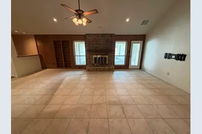 2510 Ashbury Court, Grand Prairie, TX 75050 - Photo 7