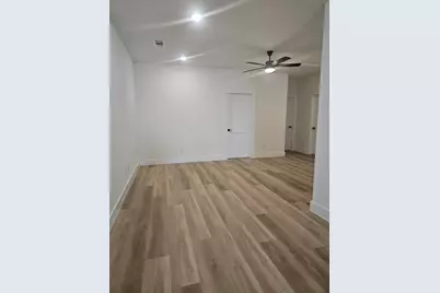 4456 Fatima Drive, Irving, TX 75062 - Photo 17