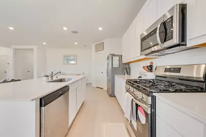 343 Sedalia Trail, Justin, TX 76247 - Photo 15