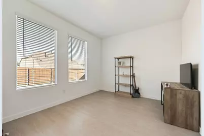 343 Sedalia Trail, Justin, TX 76247 - Photo 11