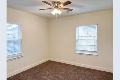 3118 Dartmouth Drive, Irving, TX 75062 - Photo 23