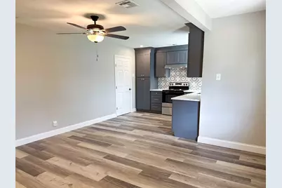 3118 Dartmouth Drive, Irving, TX 75062 - Photo 9