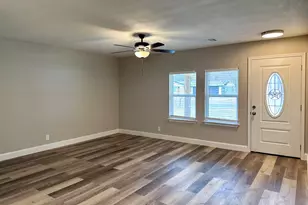 3118 Dartmouth Dr, Irving, TX 75062 - Photo 3