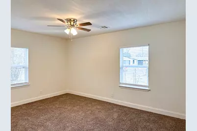 3118 Dartmouth Drive, Irving, TX 75062 - Photo 25