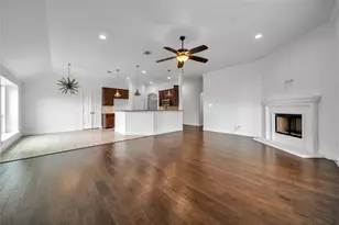 110 S Meadow Dr, Ferris, TX 75125 - Photo 5