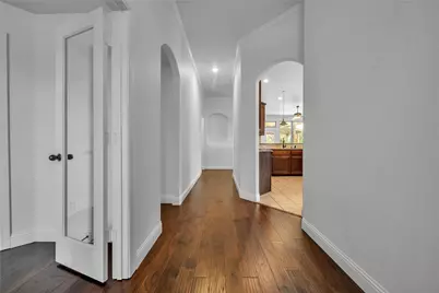 110 S Meadow Drive, Ferris, TX 75125 - Photo 9