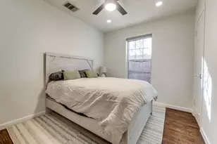 630 W Neely, Dallas, TX 75208 - Photo 11