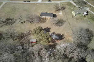 110 Jeremy Ln, Paradise, TX 76073 - Photo 35