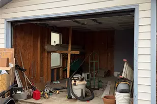 722 E Daugherty Dr, Garland, TX 75041 - Photo 5