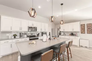 706 Presidio St, Aubrey, TX 76227 - Photo 7