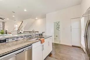 3200 Ross Ave, Dallas, TX 75204 - Photo 13