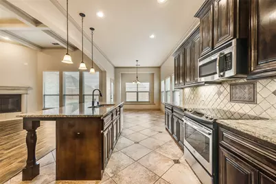 110 Thoroughbred Street, Waxahachie, TX 75165 - Photo 5