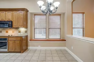 2210 Eagles Nest Dr, Euless, TX 76039 - Photo 17