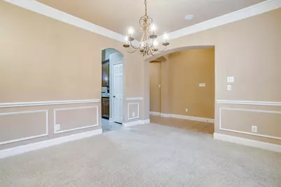 2210 Eagles Nest Drive, Euless, TX 76039 - Photo 9
