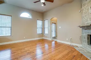 2210 Eagles Nest Dr, Euless, TX 76039 - Photo 19